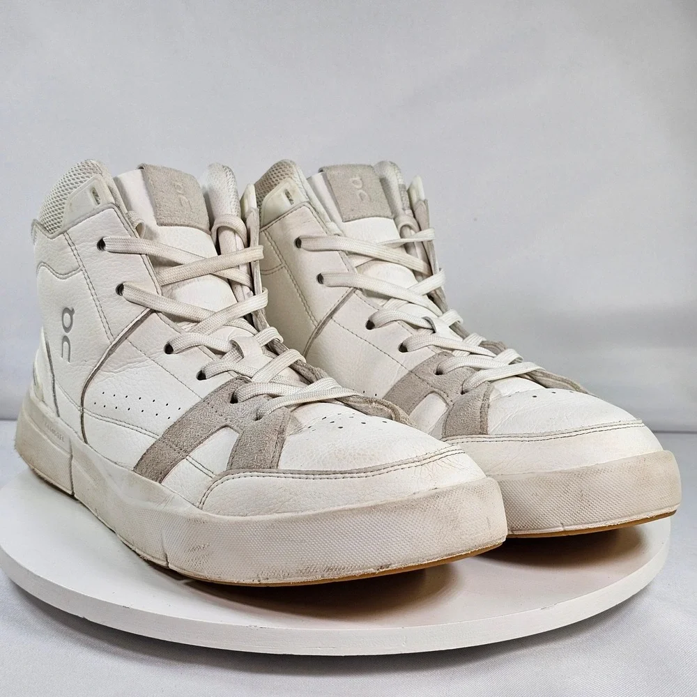 On Running The Roger Clubhouse Mid White Ivory‎ Womens 11 Sneakers 3WD11150248